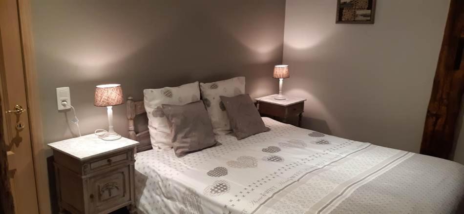 Le Maffe De Scourmont Villa Chimay Bagian luar foto